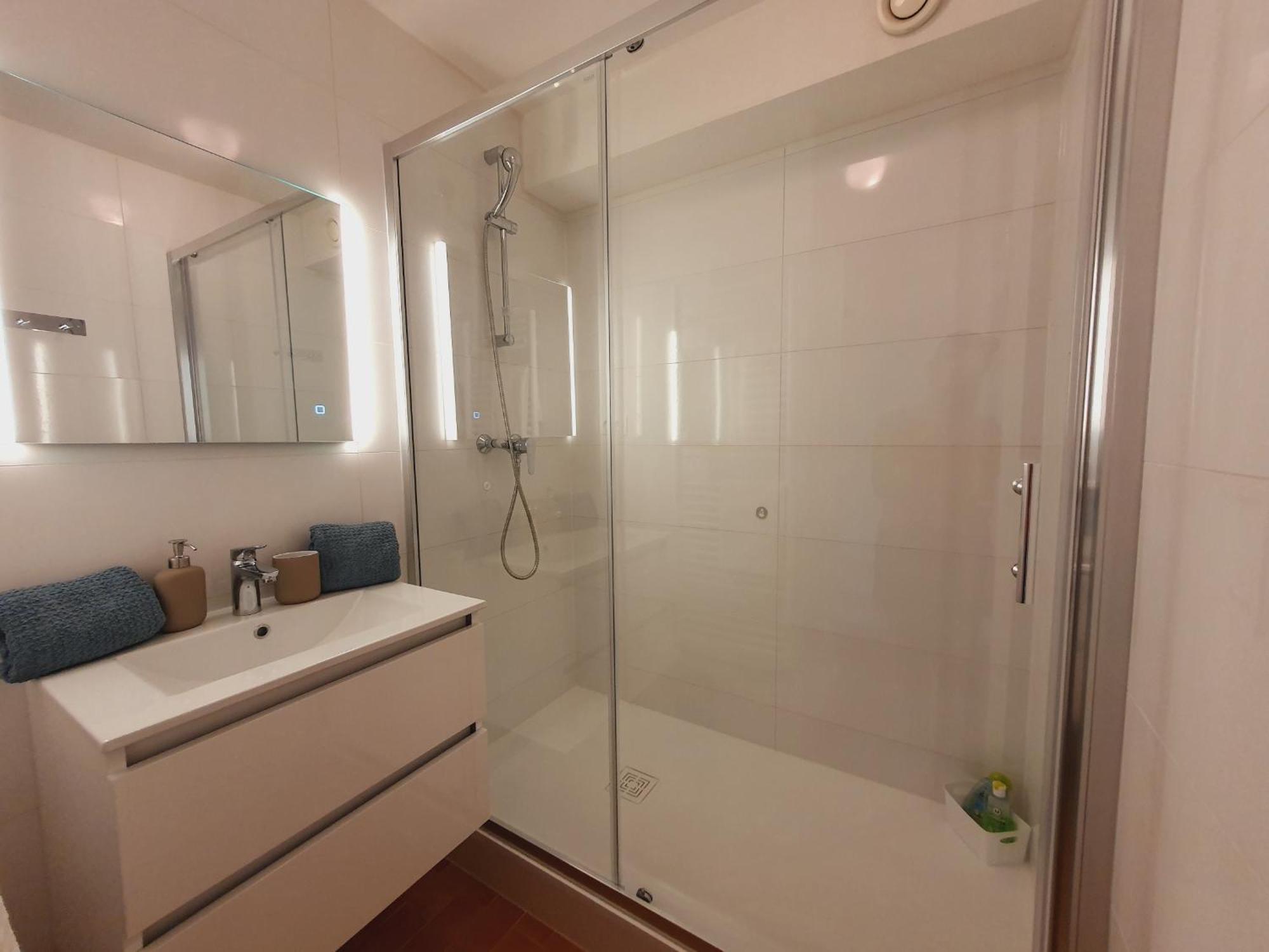 T2 Traversant Familial Cap Sud Parking Plages - Rossiconciergerie - Linge En Option La Grande Motte Exterior foto